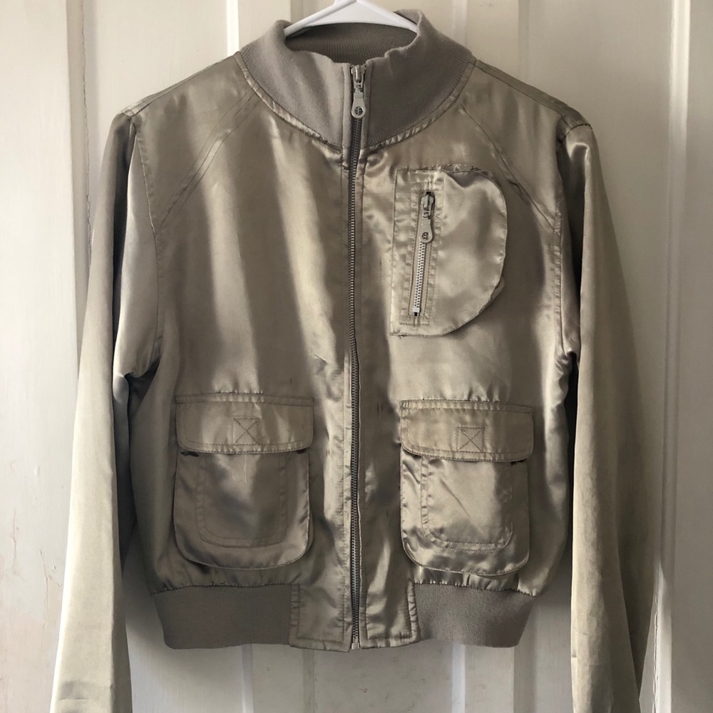 Light weight jackets - Picture 2 of 2